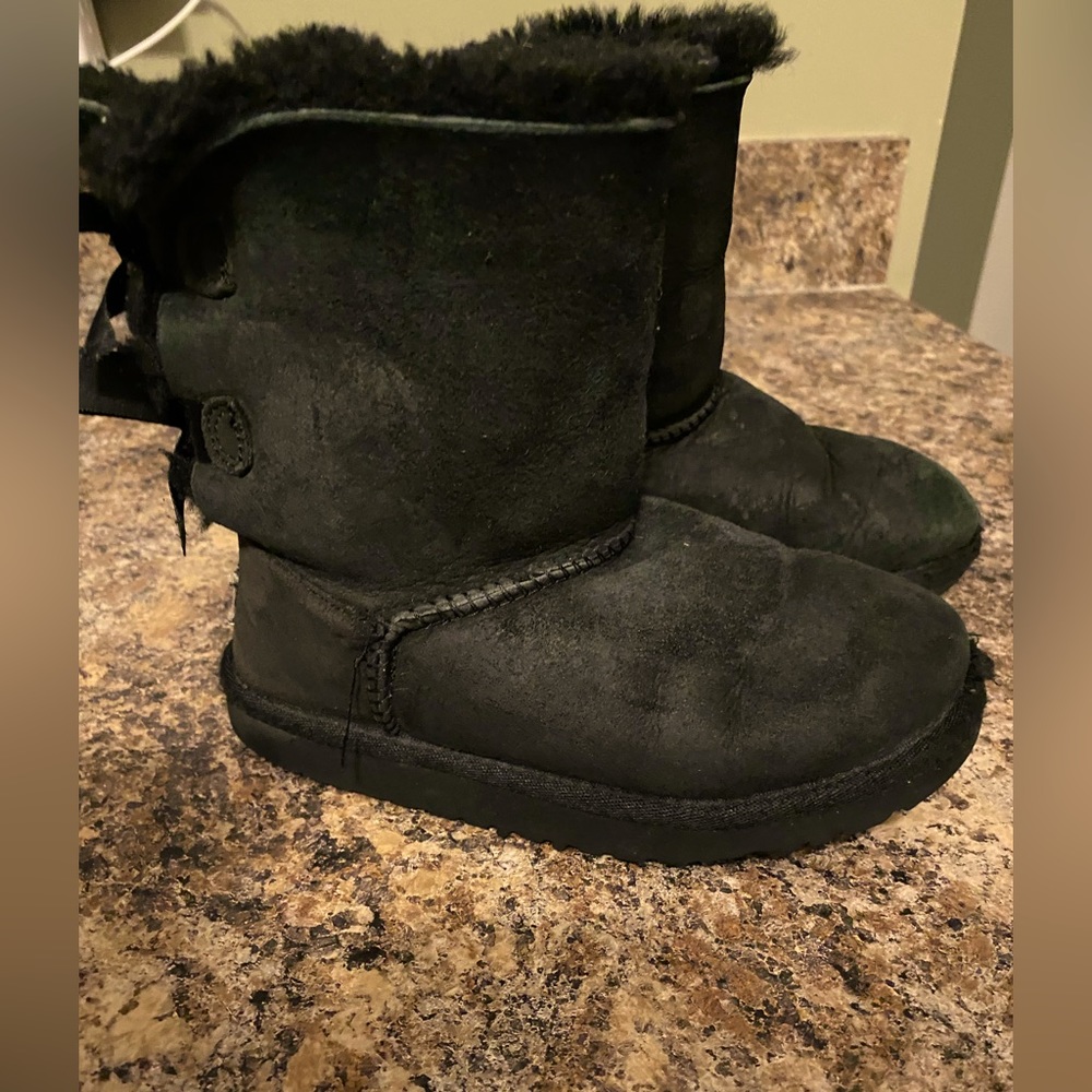 UGG Bailey girl boots - Black size 13